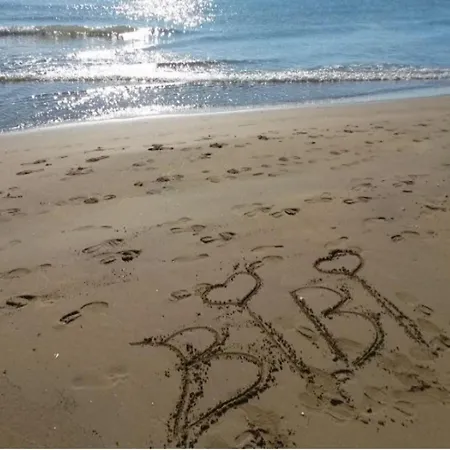 Daire Modern With Shared Pool And Terrace