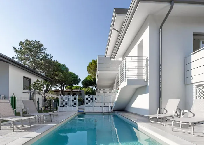 Apartment Modern With Shared Pool And Terrace Bibione